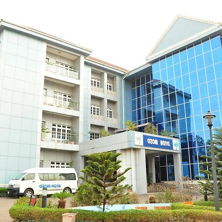Ozom Hotel Enugu Exteriör bild